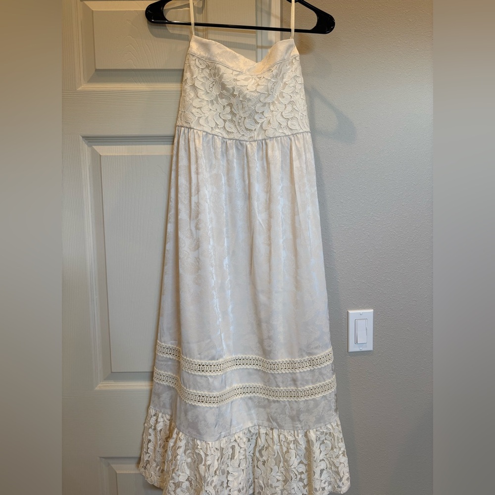 Elegant White Lace Maxi Skirt